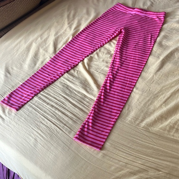 NWT Crewcuts Pink and Purple Striped Leggings in size 14 - Picture 6 of 6